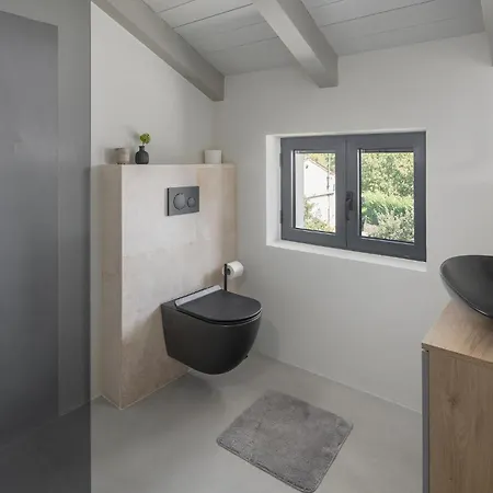 בית נופש Cozy In Muntrilj