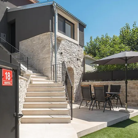 Casa de Férias In With Wifi Muntrilj