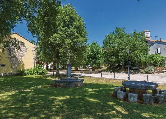 Casa de Férias In With Wifi Muntrilj