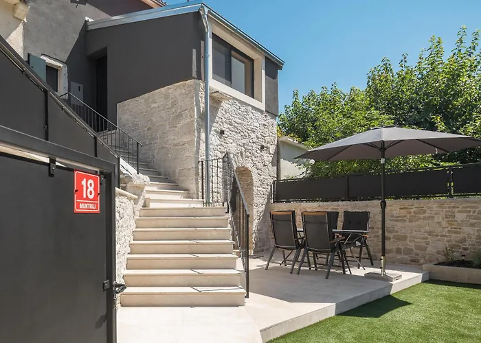 Casa de Férias In With Wifi Muntrilj